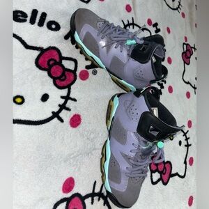 JORDAN sneakers women’s size 6